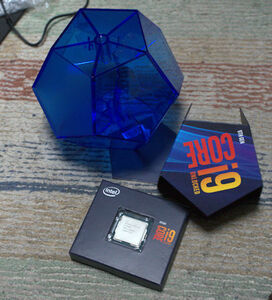 INTEL Core i9 9900K