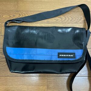 FREITAG F42 SURFSIDE6 ブラック×ブルー　ショルダーバッグ メッセンジャーバッグ フライターグ