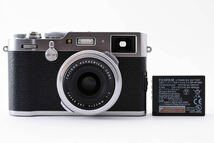 ☆極上美品☆FUJIFILM X100F シルバー　バッテリー付属 富士フィルム☆外観綺麗☆☆動作良好☆＊468_画像1