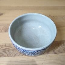 【1円スタート・・美品】彦根屏風 近江彦根 陶粋庵 こいで 陶酔庵 近江彦根 染付 蛸唐草 唐草 茶碗 茶器 茶道具 煎茶道具 古美術 京焼 陶器_画像4