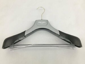 プラダ PRADA プラスチックハンガー ボトム掛け付き 2311LT299