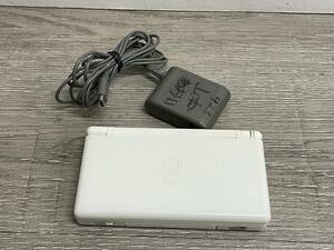 ☆ DSLite ☆ ニンテンドーDS Lite クリスタルホワイト 動作品 状態良好 本体 タッチペン アダプター Nintendo DS GBA 任天堂 5175