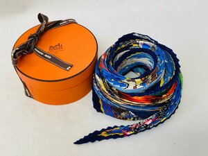 美品★HERMESエルメス プリーツ スカーフ カレ90 シルク パウニー族の首長 蛇腹 ブルー 箱付 ヴィンテージ★