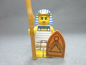 LEGO★93 正規品 エジプトの戦士 ミニフィグシリーズ13 同梱可能 レゴ minifigures series ミニフィギュア シリーズ 71008 盾 長刀