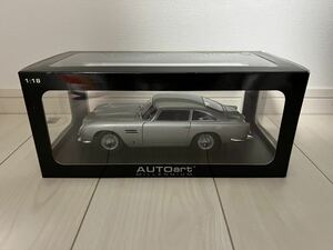 AUTOart オートアート 1/18 Aston Martin アストンマーチン DB5 シルバー 70211