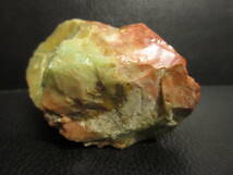 《天然石》置物 「メノウ系の原石 重量：約99.5g」 赤茶・グリーン系の色 鉱物の飾り 高さ：約4cm 横幅：約6.5cm インテリア_画像3