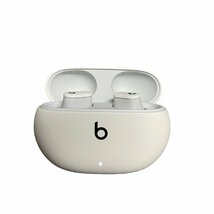 【中古品】 Beats ビーツ Studio Buds A2514 ホワイト ワイヤレスイヤホン 箱無 本体のみ 通電のみ確認済 L54203RL_画像3