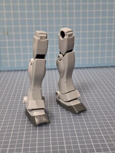 ジャンク ジム寒冷地仕様 足 hg ガンプラ ガンダム gm55