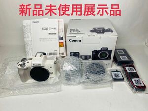 ■入手困難■新品未使用展示品■保証ありキヤノン Canon ミラーレス一眼カメラ EOS Kiss M ダブルレンズキット ホワイト EOSKISSMWH-WLK