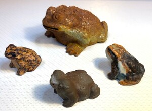 ■47 古い焼物 大蛙＋小蛙3匹 カエル 骨董陶器 置物 ヴィンテージ 縁起物