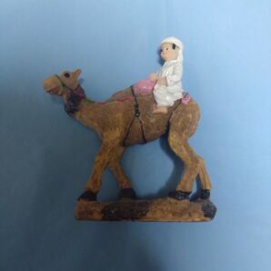 ドバイ 置物 お土産