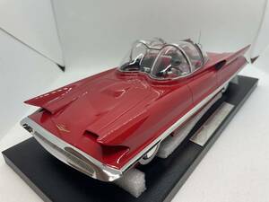 リンカーン 1/18 リンカーン フューチュラ Lincoln Futura Concept 1955 レッド フィギュア付き J01-02-017