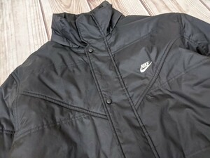 20．00s NIKE ナイキ 中綿入り 裏ナイロン フード収納可能 防寒ジャケットジャンパー メンズXL 黒 y803