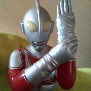 ４０センチ巨大ビッグサイズソフビ　帰ってきた ウルトラマン　ウルトラマンジャック　ウルトラブレスレット発動ポーズ