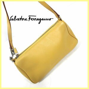 ◇◆サルヴァトーレ フェラガモ♪ショルダーポーチ♪レザーバッグ★イエロー♪Salvatore Ferragamo