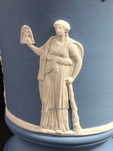 ◎ウェッジウッド 3色ジャスパー 綺麗な大口花瓶 「4女神と4ライオン頭」◎z52_画像8