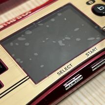 動作確認済◆美品 GAME BOY micro ゲームボーイミクロ (ファミコンバージョン) 任天堂 Nintendo ＋互換ACアダプタ＋おまけソフト/ セット _画像7