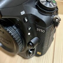 Nikon D750 本体 ダブルズームレンズ 2本 おまけ付き フルサイズ機_画像4