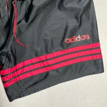 アディダス adidas トレフォイル 90年代 黒 ブラック 赤 レッド 光沢サカパン サッカーパンツ Lサイズ_画像2