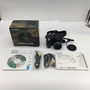 FUJI FILM 富士フィルム FinePix S2800HD ブラック ファインピクス デジカメ デジタル カメラ 説明書・元箱付属 単三電池 動作確認済