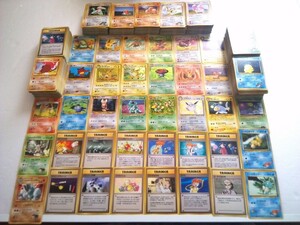 ポケモンカード 旧裏面(初期) 約８００枚 大量まとめ売り 旧裏 Pokemon Card