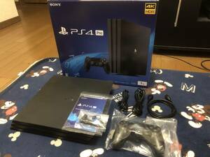 SONY★PlayStation4（PS4） Pro ジェット・ブラック 1TB CUH-7200BB01★本体の外箱に破れや傷みやシワやへこみや汚れなど有