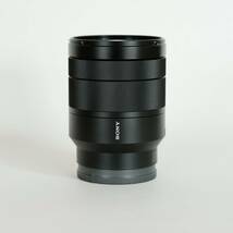 [美品] SONY Vario-Tessar T＊ FE 24-70mm F4 ZA OSS SEL2470Z / ソニーEマウント / フルサイズ_画像3