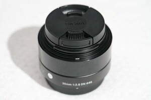 SIGMA 30mm F2.8 DN マイクロフォーサーズ用　フルサイズ換算 60mm　単焦点　オリンパス　LUMIX お年玉価格で大幅値下げします。