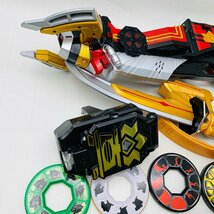 中古品 侍戦隊シンケンジャー 秘伝再生刀 シンケンマル インロウマル モウギュウバズーカ 秘伝ディスク 他 まとめセット_画像2