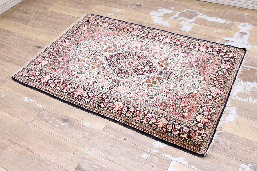 HV29 Tapis persan tissé à la main en soie, tapis central, largeur 158x106.5cm (glands inclus), meubles, intérieur, tapis, tapis, tapis, Tapis général