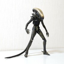 デ5【80】1円～ メディコム・トイ MAFEX No.084 エイリアン Xenomorph アクションフィギュア ALIEN_画像4