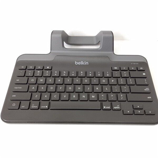 Belkin ベルキン 有線キーボード B2B130 ライトニング 極美品