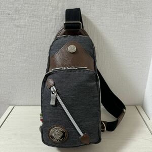 [RE -PRICE RECTURE] [как новый] OROBIANCO OROBIANCO BODY BAGD DENIM X Кожаная сумка с одной плечо.