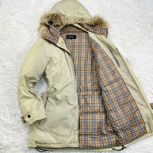 希少 コヨーテファー バーバリーブラックレーベル BURBERRY BLACK LABEL ダウンジャケット コート ノバチェック オフホワイト 白色 メンズ