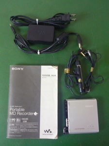 送料無料／再生など確認済み　■ SONY Hi-MD Walkman／MZ-RH1／付属品あり（管5120312）
