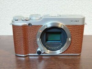 富士フイルム FUJIFLIM ミラーレスカメラ X-A1