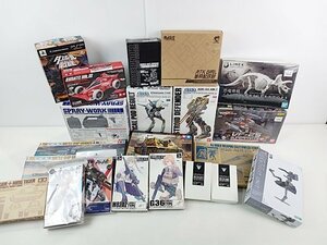 [BB-4-4] プラモデル まとめ売り 内容未確認 ジャンク ダンボール戦機 マクロス アバンテMk.Ⅲ 大和 リトルアーモリー など