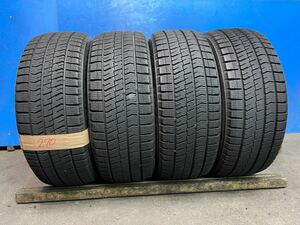 215/45R17 ブリヂストン BLIZZAK VRX2 スタッドレスタイヤ 4本セットを2021年製 バリ山