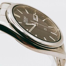 【動作品】SEIKO セイコー 5V23-8180 腕時計 アナログ 3針 黒文字盤 シルバー基調 時計 とけい アクセサリー ヴィンテージ アンティーク_画像8