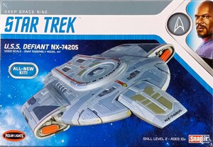 スタートレック U.S.S. デファイアント NX-74205 1/1000 ポーラーライツ