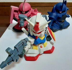 ガンダム　シャー専用ザク　グフ　二頭身フィギュア