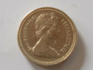 イギリスコイン「エリザベス女王二世 1983年銘 1ポンド銀貨」
