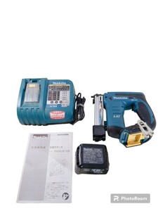  マキタ makita 4ミリ 充電式 タッカ ST420DRF 動作良好 充電器DC18RA バッテリー1つ 付き 