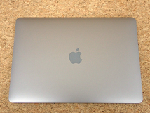 ☆【中古 良品】MacBook Air 13.3インチ Mid 2020 カスタム CTO A2179[Core i5 1.1GHz/16GB/SSD:256GB] 本体 Z0YJ00039(NZ429-19)_画像4