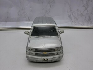 T【3け-98】【60サイズ】▲JADA TOYS DUB CITY 1/24 2001 シボレー アストロ シルバー/ミニカー/※傷・塗装浮き有