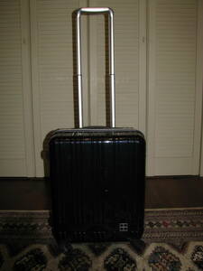 hands+/ handle z plus machine inside bringing in possible 4 wheel with casters suitcase / carry bag used 