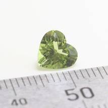 キレイな若草色のペリドット 約7mmハート1.28ct_画像2