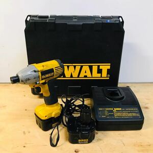 DEWALT コードレスインパクトドライバー TYPE1 DW052-JP バッテリー2個 現状品動作確認済み