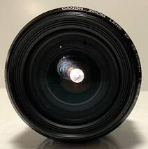 231208B☆ Canon ULTRASONIC ZOOM LENS EF 28-105mm 1:3.5-4.5 AFレンズ レンズフード おまけ付 ♪配送＝おてがる配送宅急便(EAZY)♪_画像3