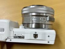 良品 SONY α NEX-5T ミラーレス一眼カメラ SELP1650(E PZ 16-50mm F3.5-5.6) レンズ 中古_画像9